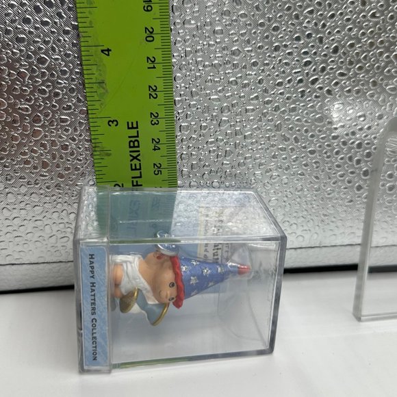 Hallmark Keepsake 2000 Merry Miniatures Happy Hatters Collection Tiny Topper - Picture 6 of 6